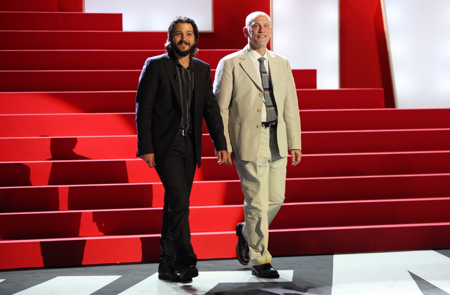 John Malkovich and Diego Luna to hit Mexico’s Broadway