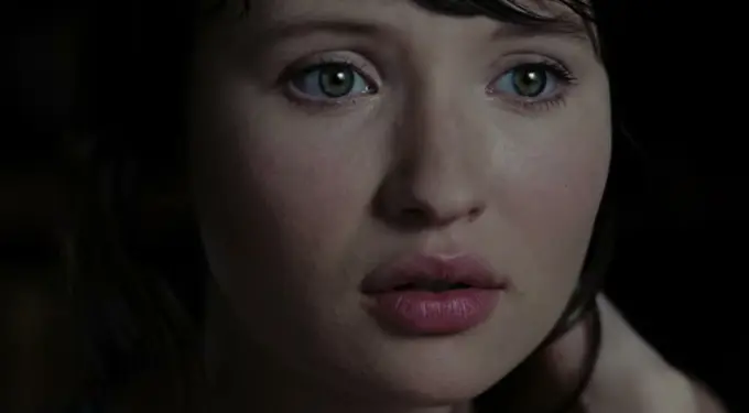 Emily Browning in The Uninvited