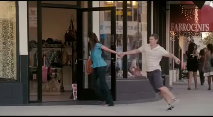Alexis Bledel and Zach Gilford in Post Grad