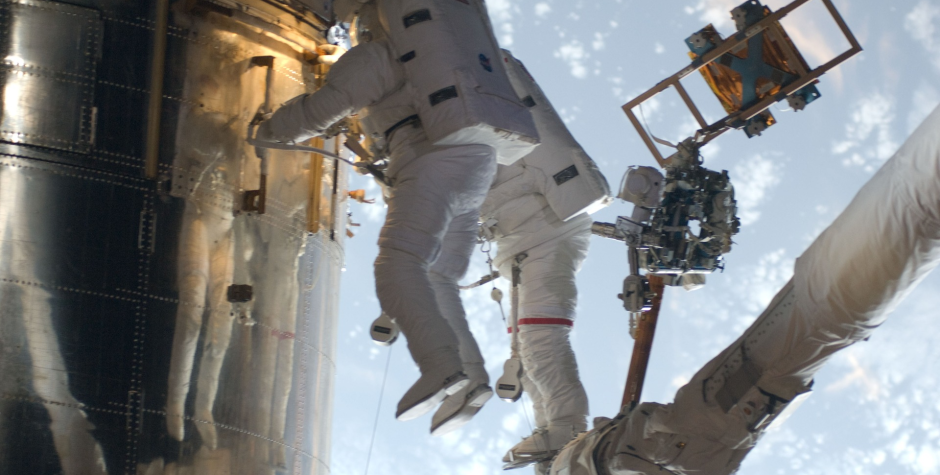 IMAX:Hubble 3D movie scene