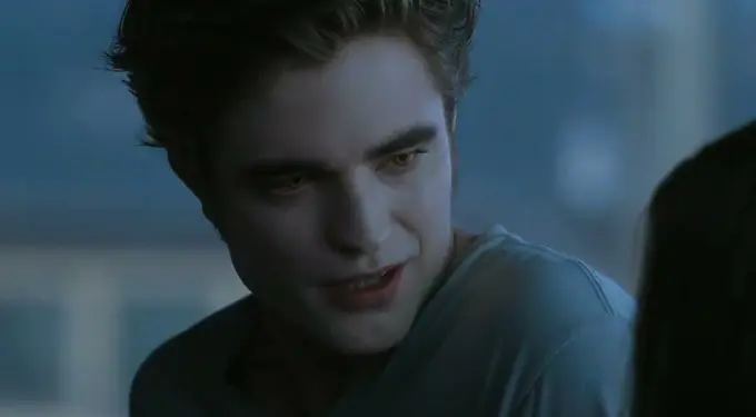 Robert Pattinson in The Twilight Saga Eclipse