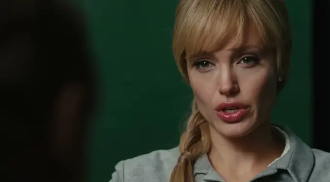 Angelina Jolie in Salt