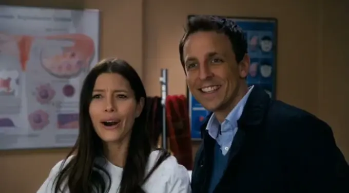 Lea Michele and Seth Meyers in New Year's Eve