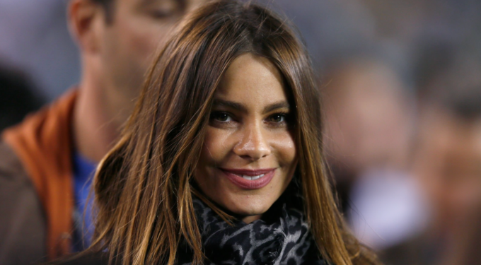 Sofia Vergara close-up smiling with blurred background
