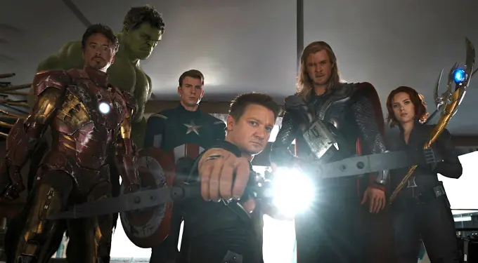Iron Man, Hulk, Captain America, Hawkeye, Thor, Black Widow stand ready together