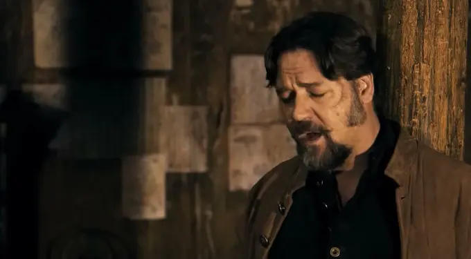Russell Crowe in a scene from The Man with the Iron Fists official Universal Pictures trailer
