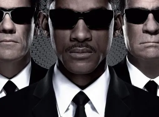 Tommy Lee Jones, Will Smith, Josh Brolin in Men in Black 3 poster