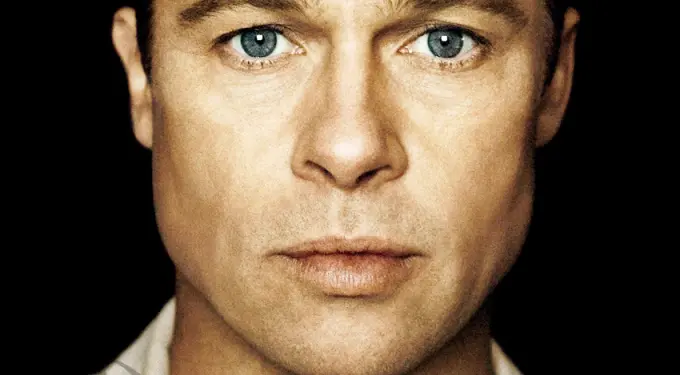 Brad Pitt close-up in The Curious Case of Benjamin Button poster