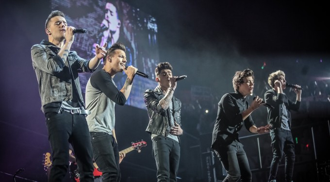 One Direction Makes Record-breaking Music History!