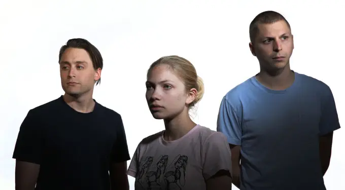 Kieran Culkin, Tavi Gevinson, Michael Cera posed in studio portrait