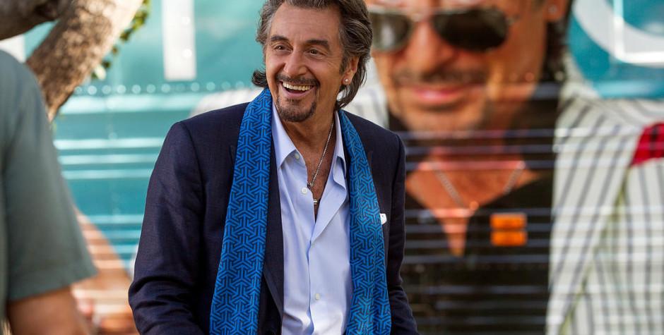 Peliculeando: ‘El Rey Del Najayo,’ ‘The Gunman,’ ‘Danny Collins’