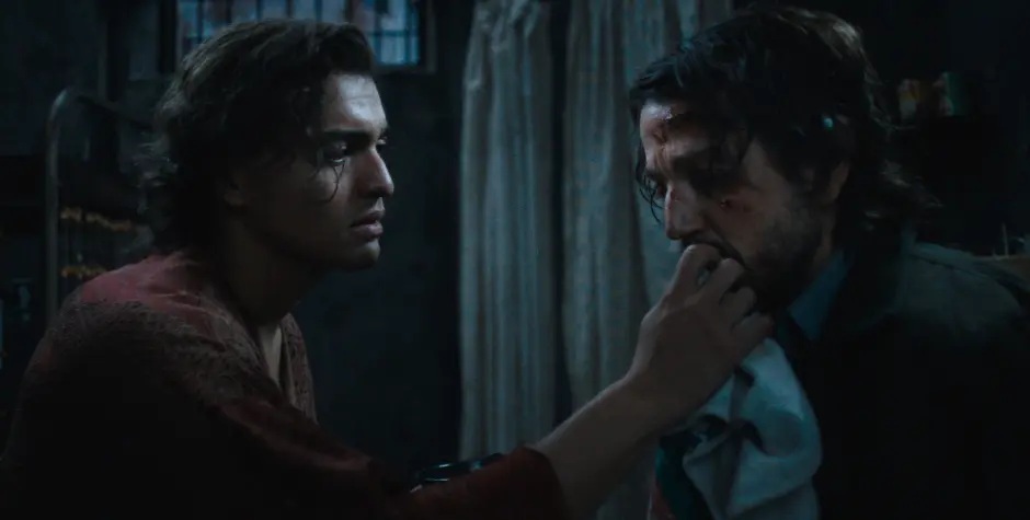Tonatiuh and Diego Luna share an intense moment in ‘Kiss of the Spider Woman’
Tonatiuh caring for Diego Luna’s facial wounds in dark room